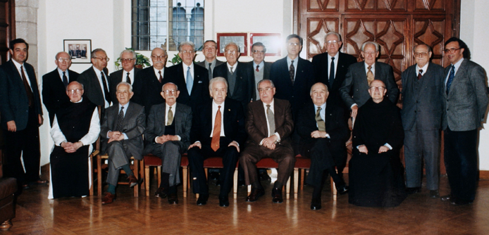 Fotografia de grup dels membres de l'Acadmia<br> el dia 10 d'abril de 1997.